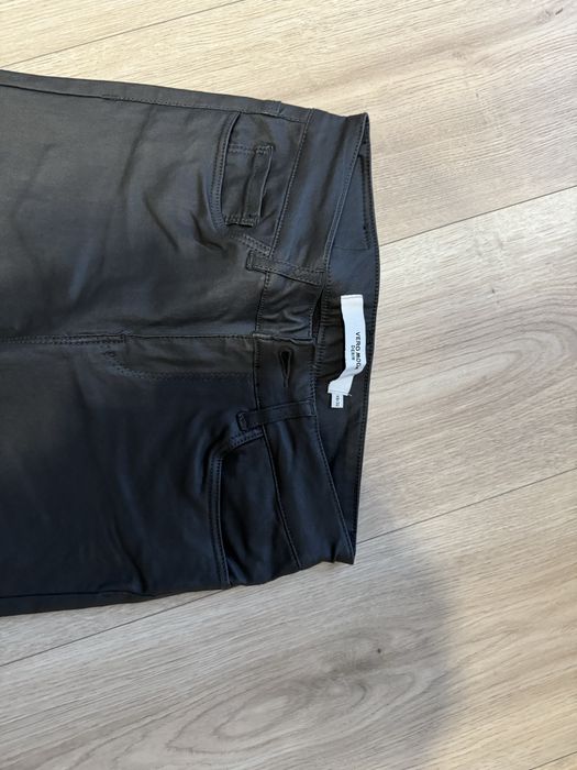 Stradivarius spodnie eko skóra r. 34