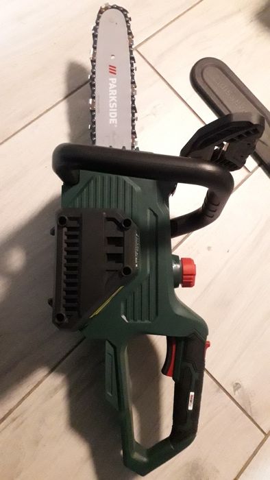 Акумуляторна пила Parkside