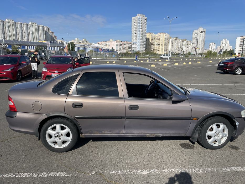 Opel Vectra B 1.6