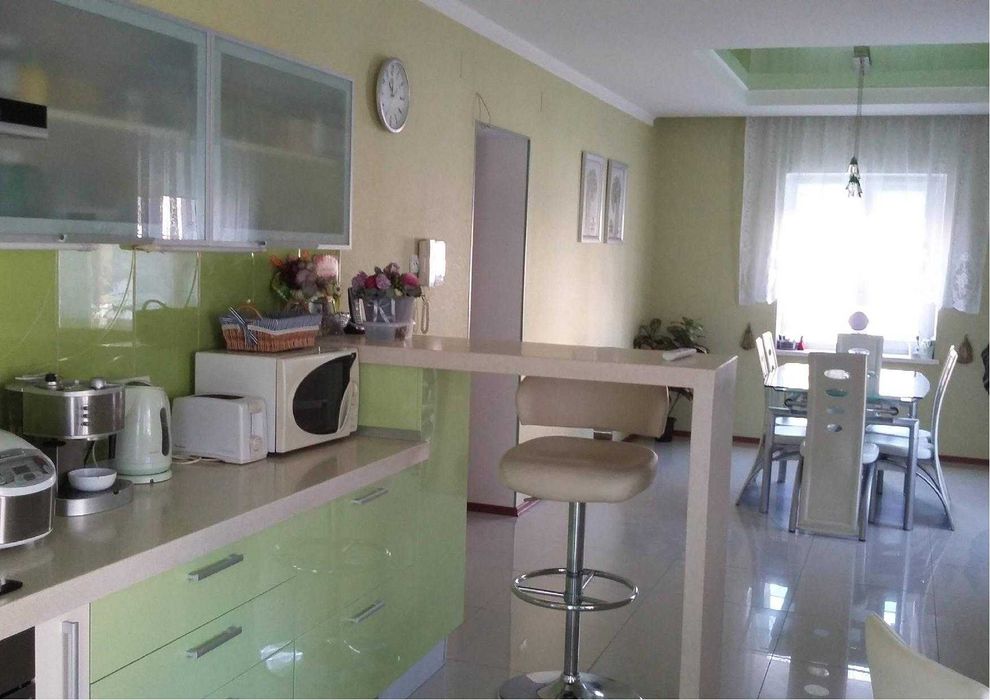 Продажа хозяйского дома в Совиньоне-1