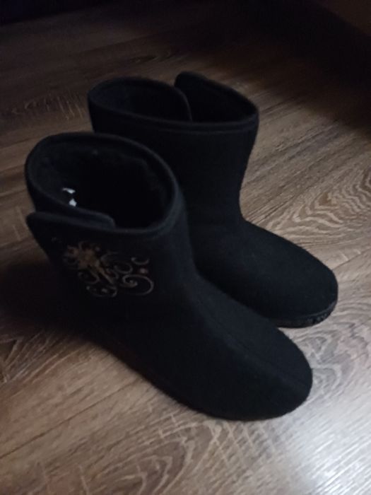 Черевики бурки чорні зимові 38 р