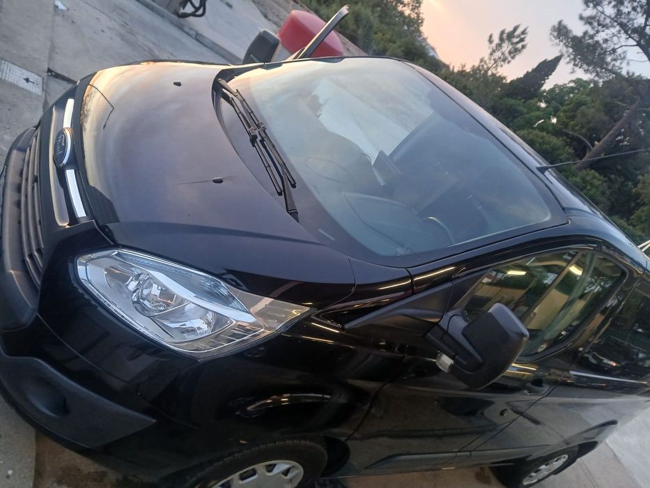 Ford Transit Custom471764865374627841