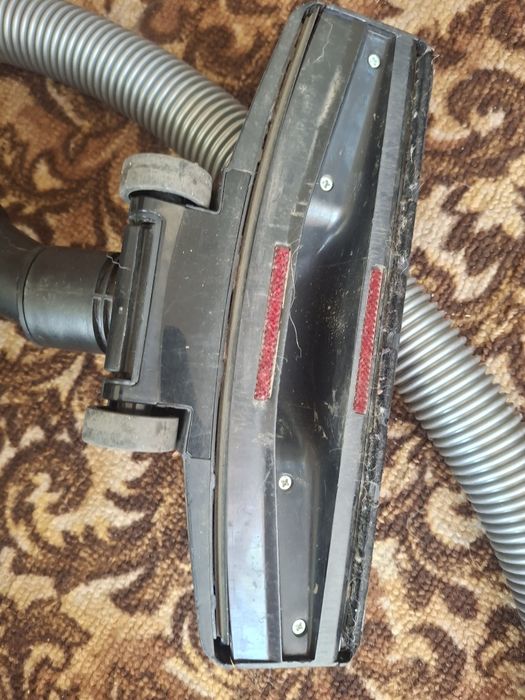 Пилосос BOSCH BGS05A225