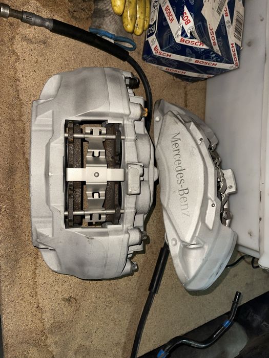 Супорта перед Mercedes W205 / W213 4 ПОРШНЕВІ Стан ідеал Б.у оригінал