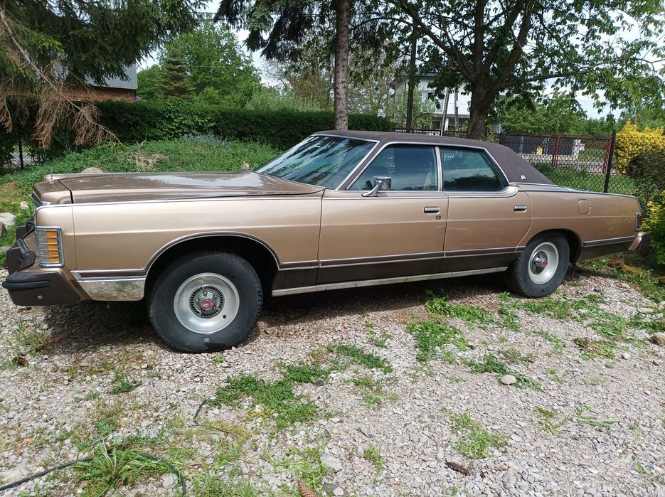 Mercury Grand Marquis, uszkodzony