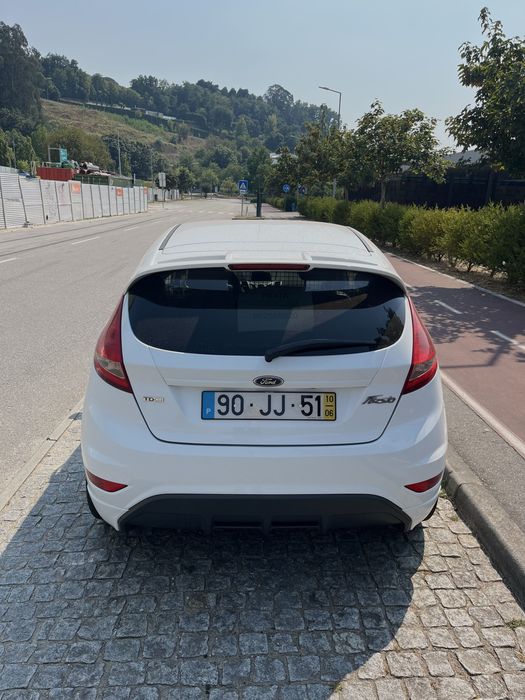 Ford Fiesta Van 1.6
