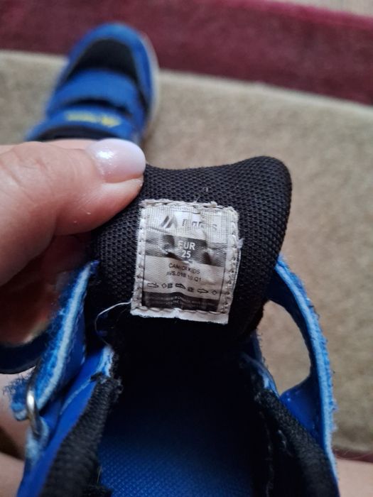 Buty sportowe Martens 25