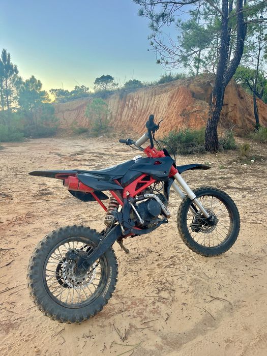 Vendo PitBike 125cc TOX Knight