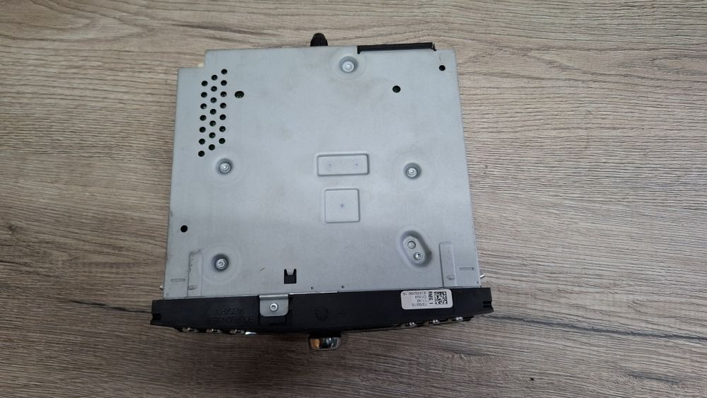 Автомагнітола Peugeot 3008 радіо Peugeot 3008 магнітола Peugeot 3008