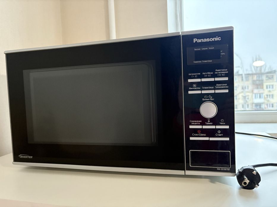 Мікрохвильова піч Panasonic NN-SD361M
