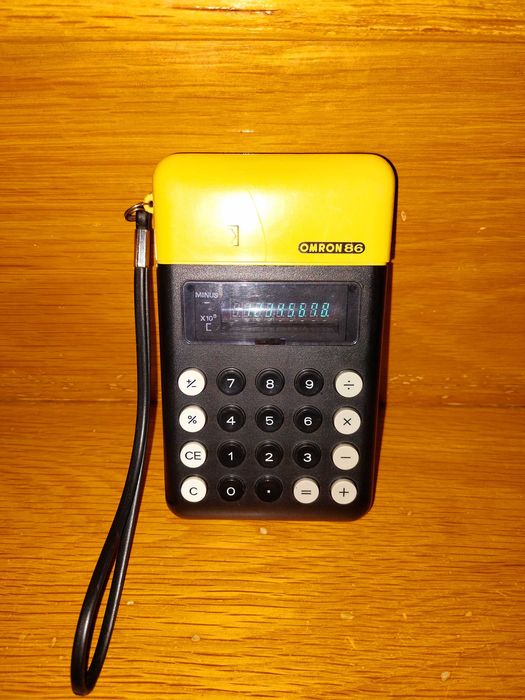 Omron 86 - Calculadora Antiga