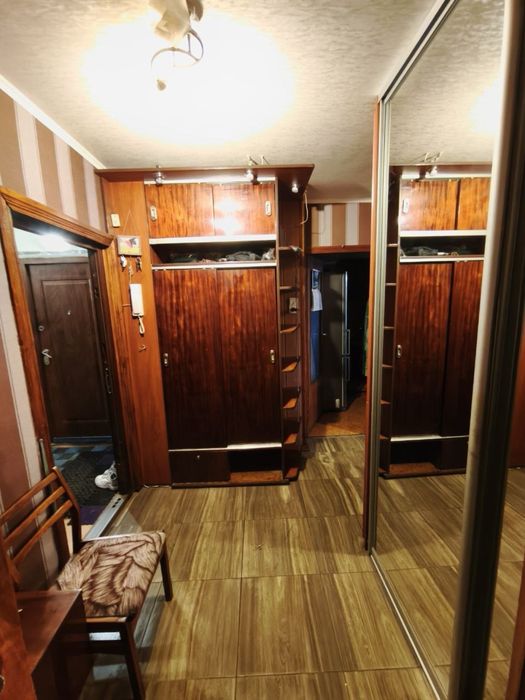 Срочно ! Продам 2х.ком.квартиру  на Салтовке  11/12 газ ( Пески , ТРЦ Дафи ) Сертификат