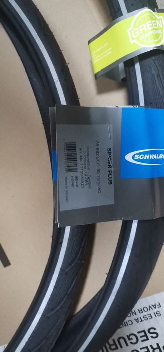 Pneus. Bicicleta Novos