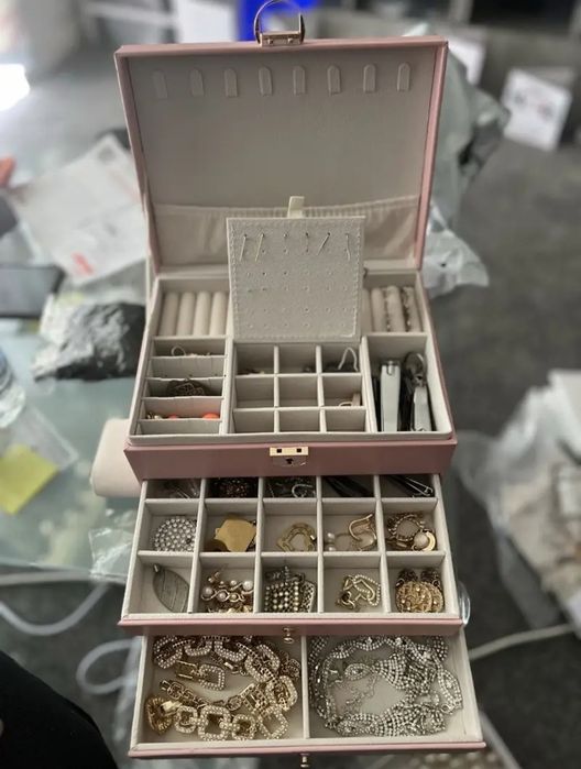 Классный Органайзер Шкатулка для Украшений Подарок на Праздник .