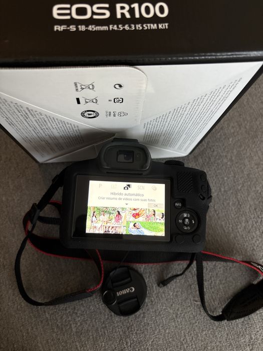 CANON EOS R100 + RF-S 18-45mm