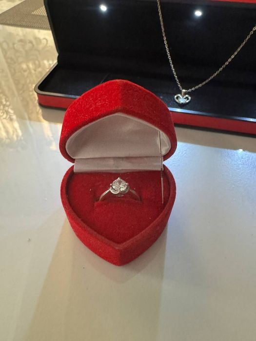 Срібна каблучка 925 проби