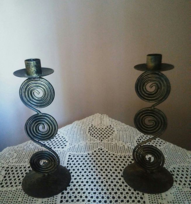 2 wrought-iron candlesticks64586340838914121
