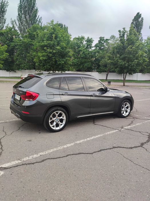 Продам БМВ х1 2014 xDrive 28i