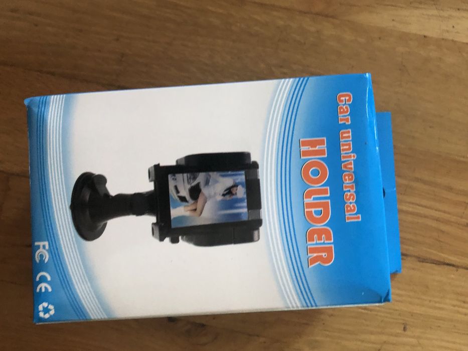 Statyw do samochodu na telefon