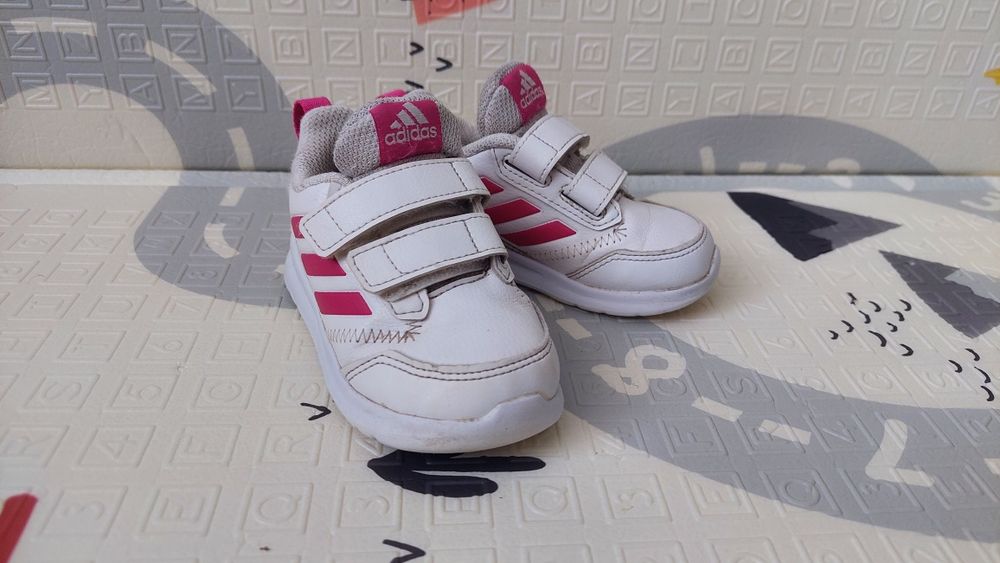 Кросівки Adidas 21 розмір адідас устілка 13,5 см