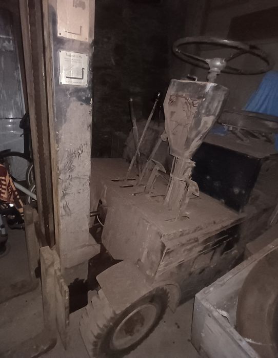 Wózek widłowy, widlak takraf