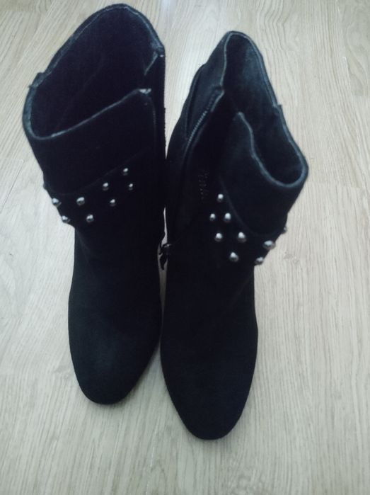 Buty na obcasie jesienne