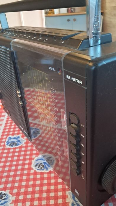 Radio stereo Julia