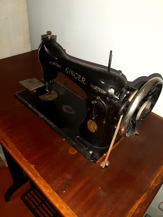 Maquina costura Singer