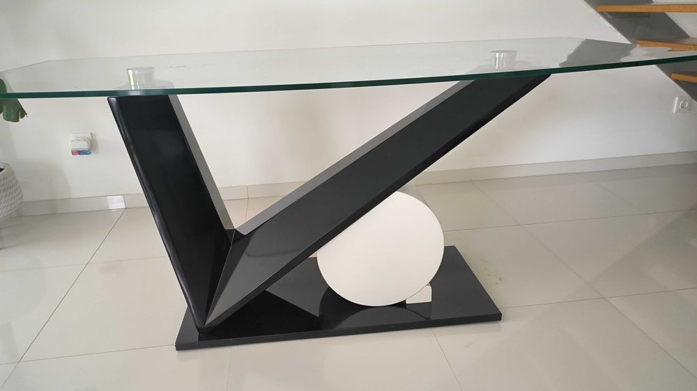 Mesa de Jantar c/tampo de vidro