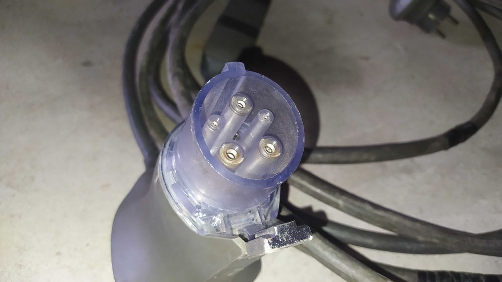 Зарядний пристрій для електромобіля Charge Amps Type2