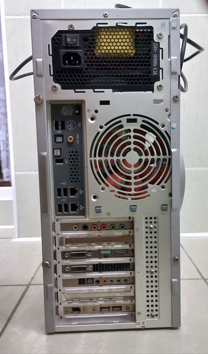 Системний блок до компьютера