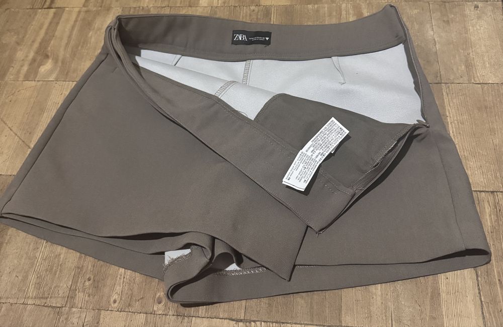 Юбка-шорти від бренду zara