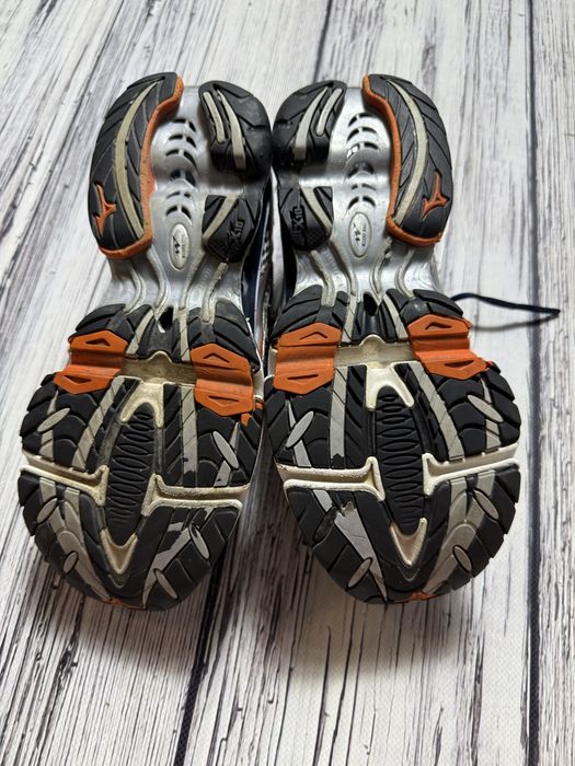 Mizuno Wave Craetion Кроссовки оригинал размер 38.5 беговые