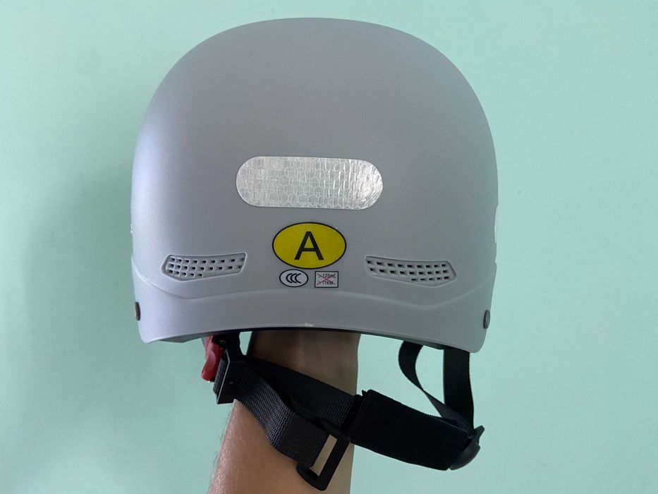 Мотошолом для скутера S,М 55-59см Шлем Шльом Шолом Мотошлем Велошолом