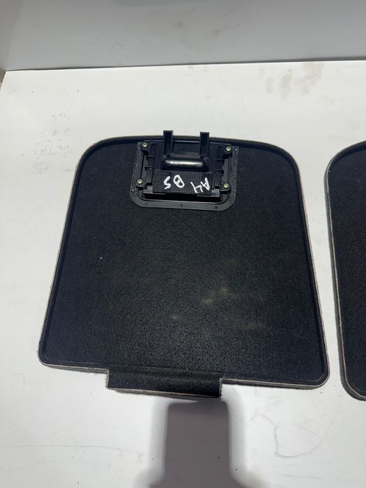 Tampas mala Audi a4 b5 carrinha