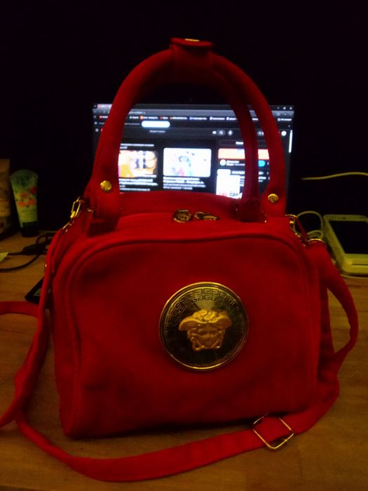 Продам сумочку Wittchen, Versace.