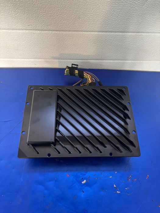 RANGE ROVER EVOQUE WZMACNIACZ RADIA BJ32 19C164 BF