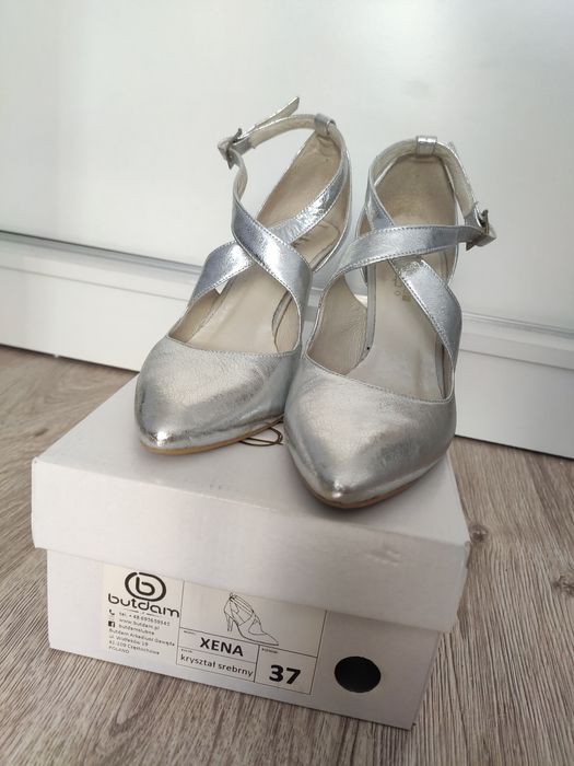 Szpilki Butdam Xena skorzane srebrny krysztal