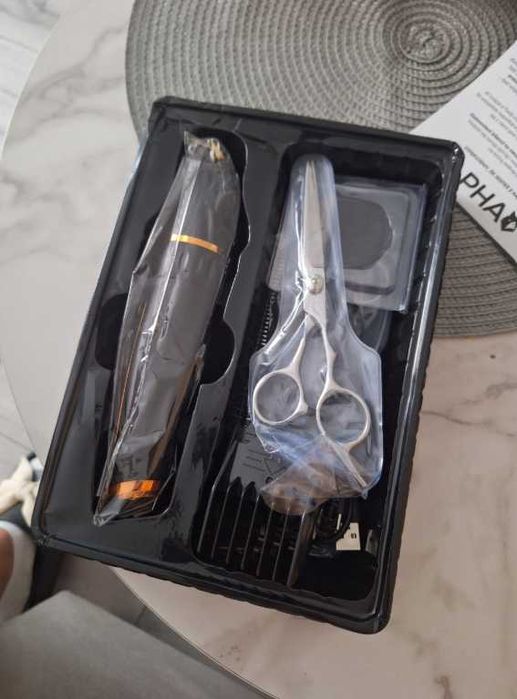 Bezprzewodowa maszynka do strzyżenia psów – cicha, bez szarpania