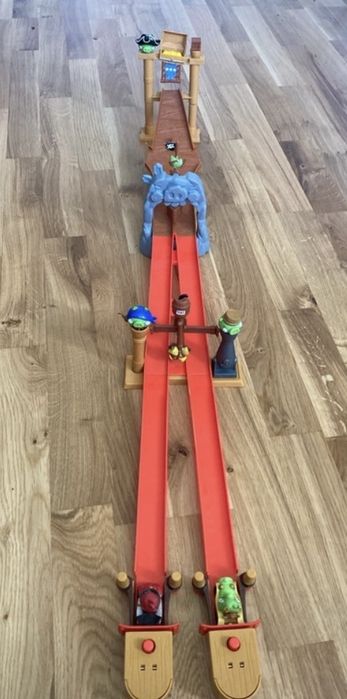 tor wyścigowy Angry Birds GO