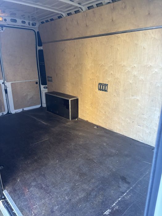 Bus transport wszystkie przewozy cieżarowe do 3,5 t