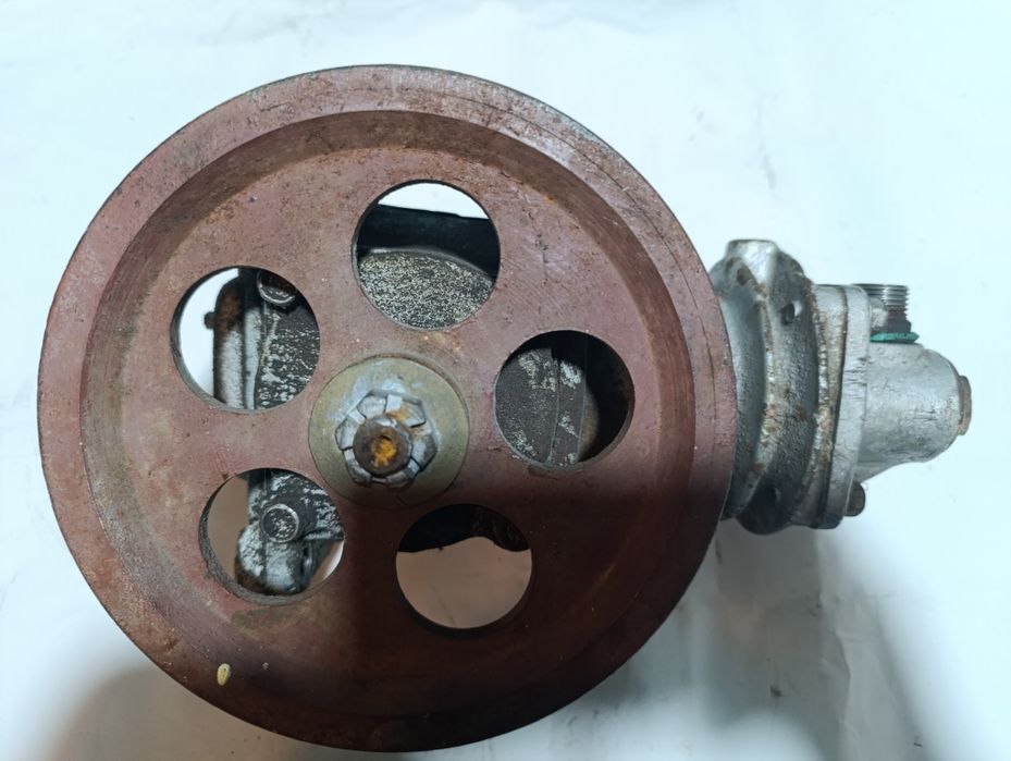 Компрессор ГАЗ-66, ПАЗ-3205, ЮМЗ-6, БОГДАН, Д-65 старого образца