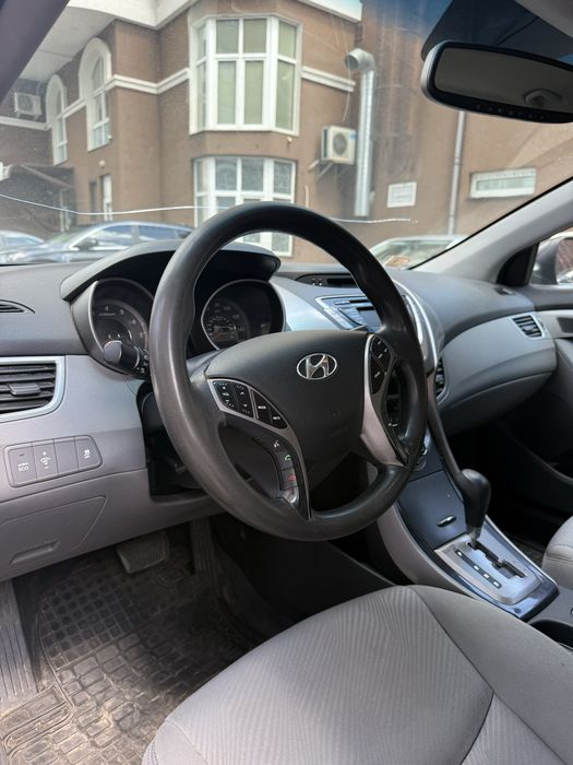 Hyundai Elantra, автомат