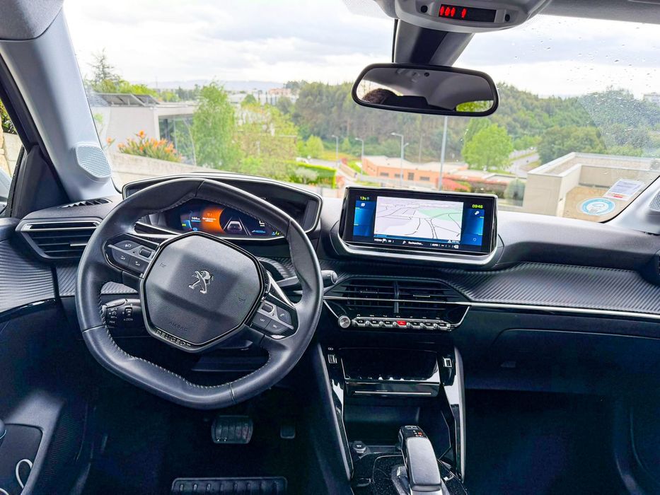 PEUGEOT E-208 136ch Allure Business