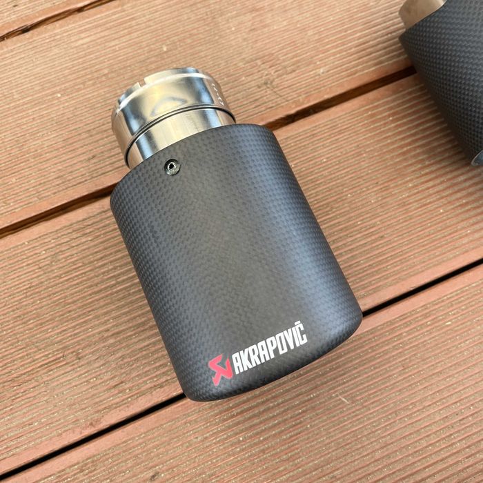 РОЗПРОДАЖ НОВІ насадки насадка глушника глушителя мат глянец akrapovic