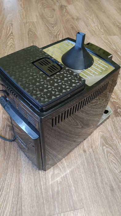 Кофемашина delonghi ecam 25.120.b
