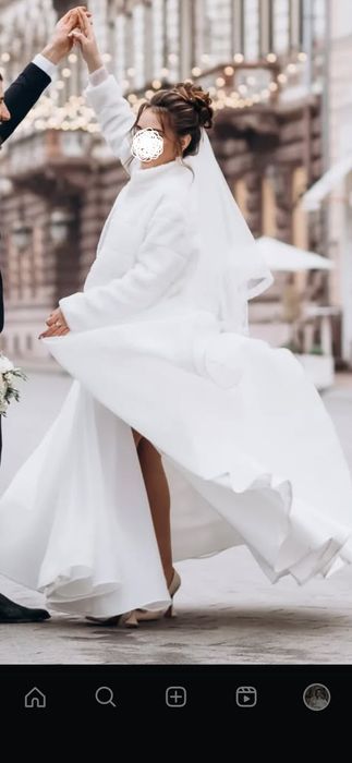 Продам красиву весільну сукню