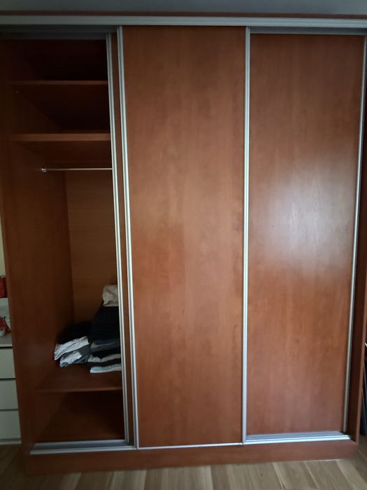 Szafa wysoka, pojemna