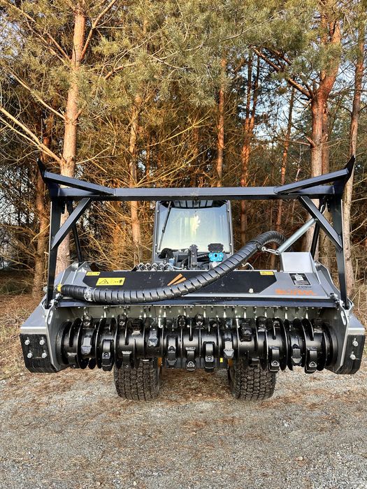 Mulczowanie działek i zarośli | Wynajem mulczera FAE z Multione 8.5 sk