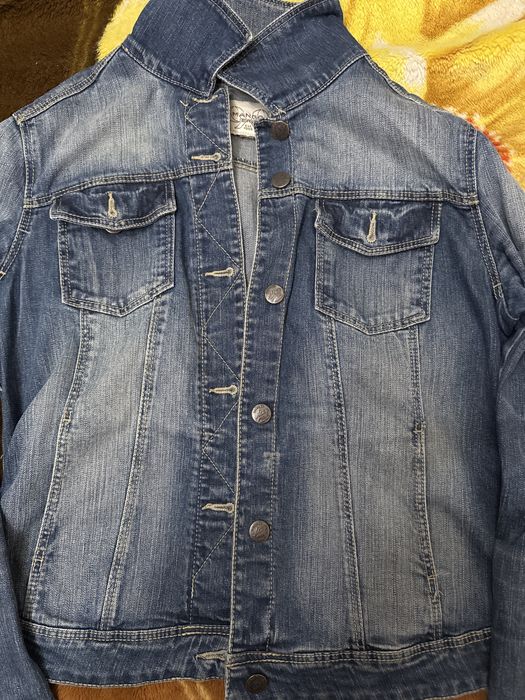 Куртка женская джинсовая МАНГО, состояние отличное
